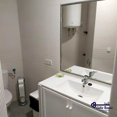 Cadiz Rooms * 카디스
